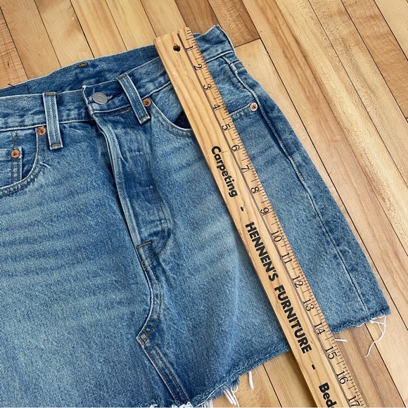 LEVIS Distressed Denim Jean Button up Skirt - Picture 9 of 9